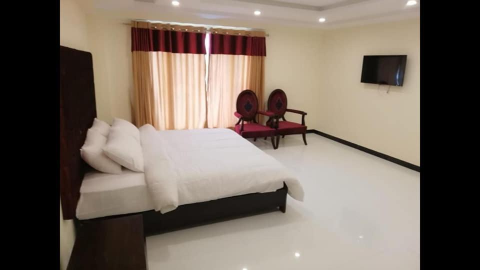 Cloud Way Hotel นารัน ภายนอก รูปภาพ